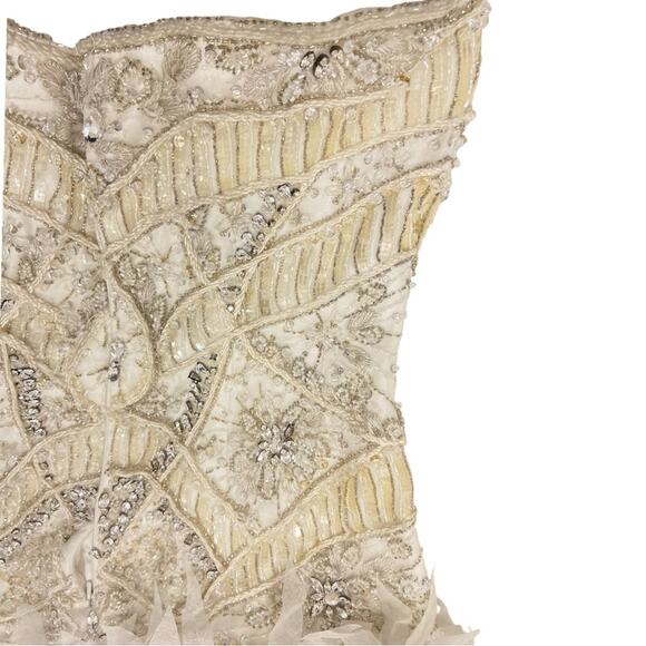 Ysa Makino‎ Designer Wedding Gown Embellished Strapless 10 - Picture 9 of 10